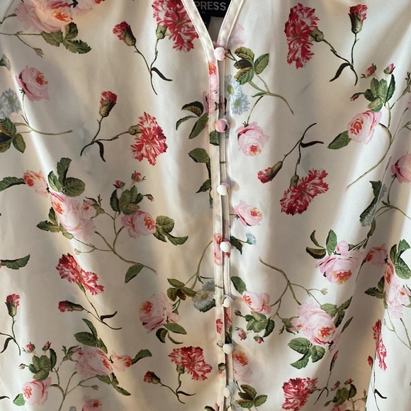 Off The Shoulder Blouse - Picture 3 of 6